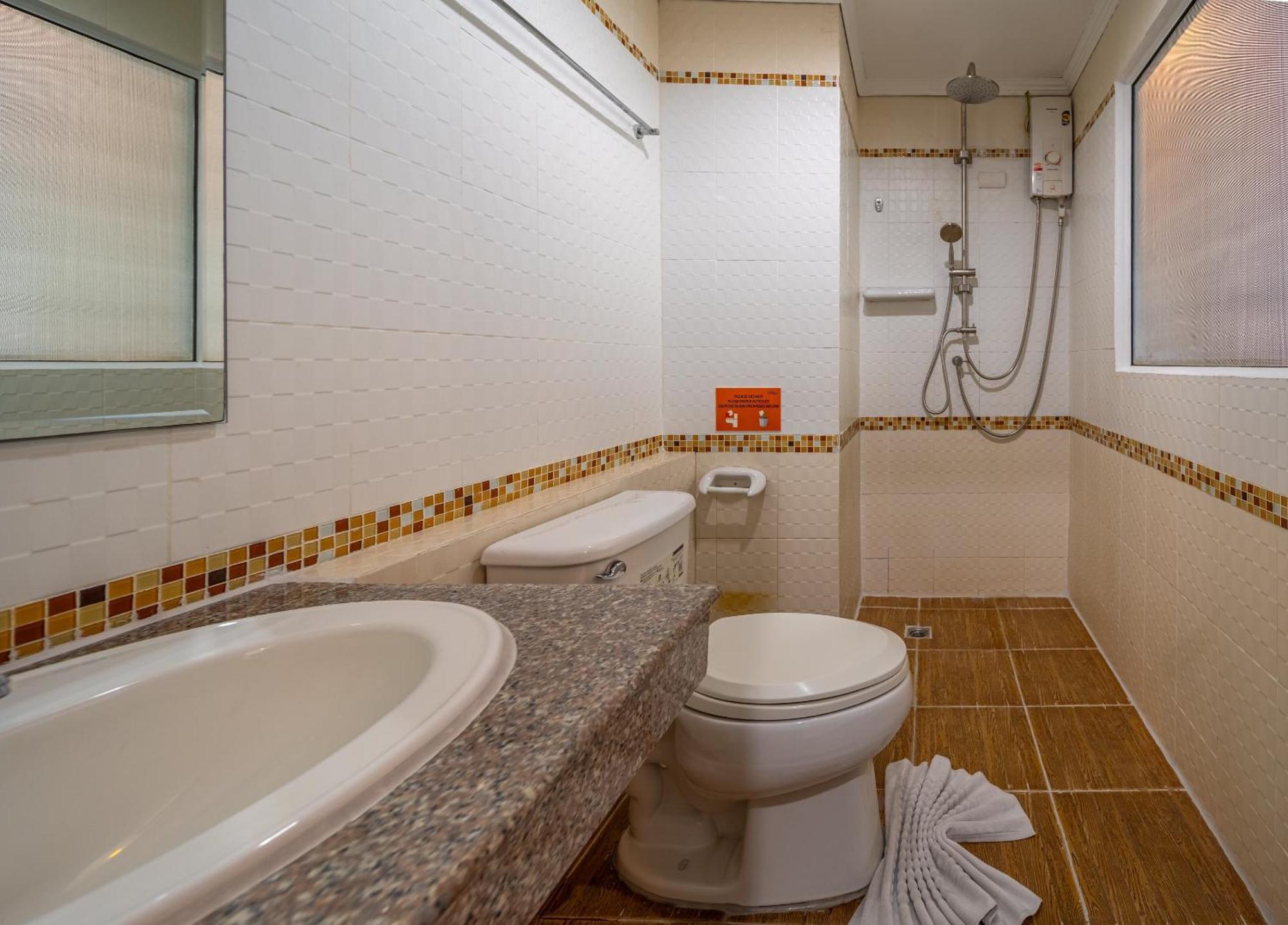 Fundee Boutique Hotel Patong Kültér fotó