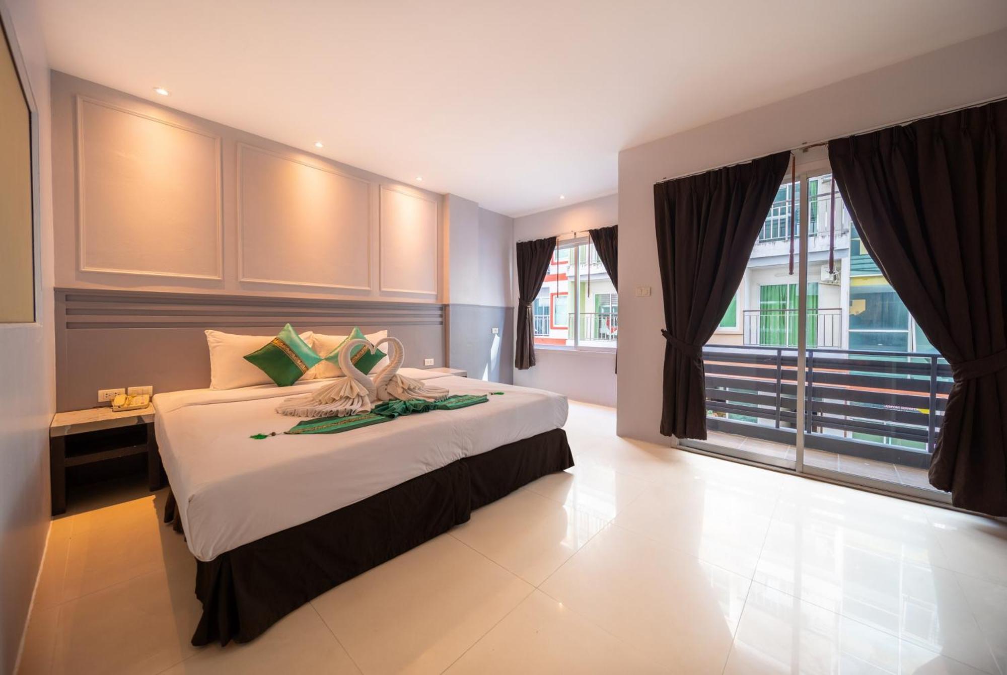 Fundee Boutique Hotel Patong Kültér fotó