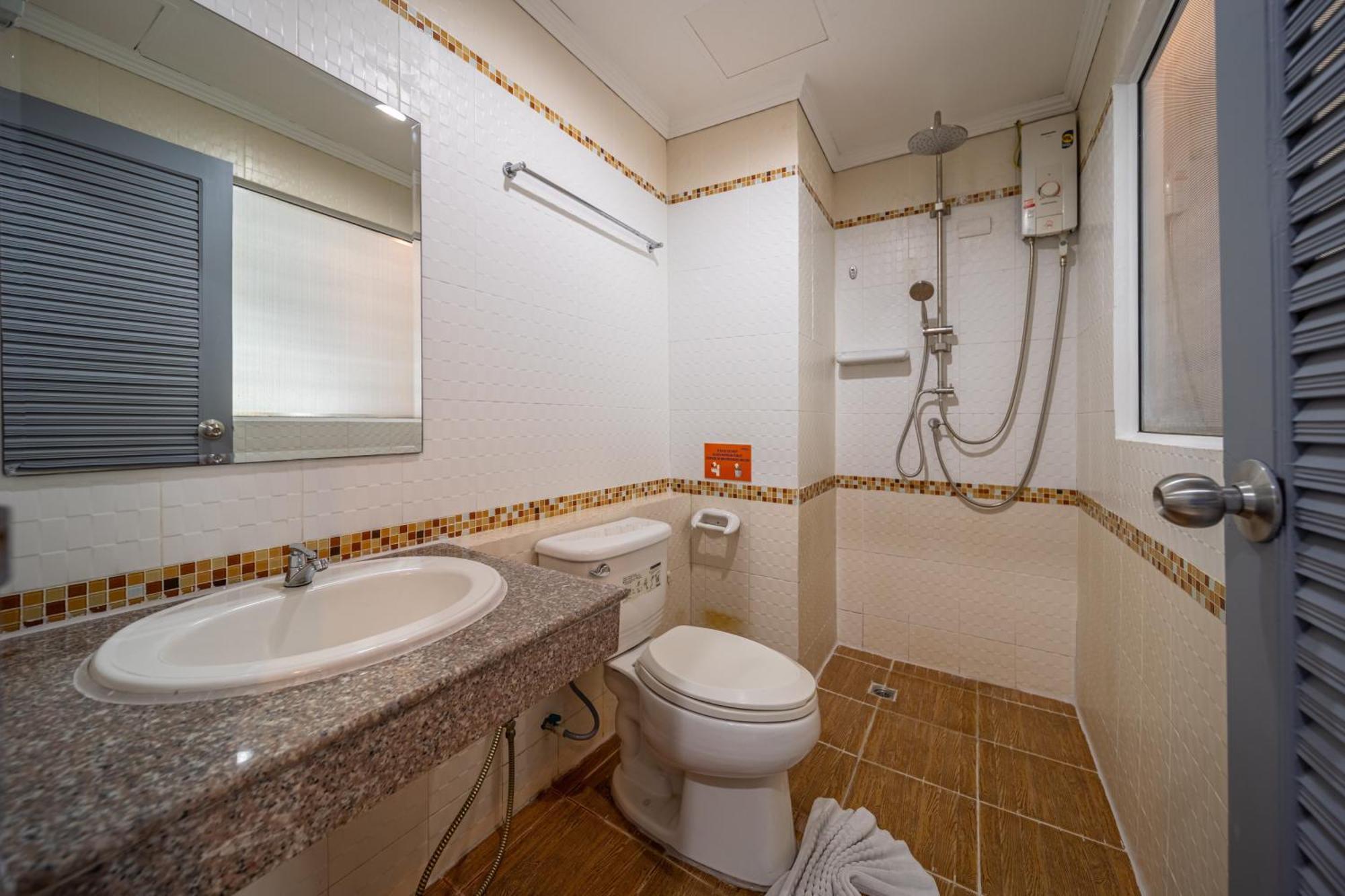 Fundee Boutique Hotel Patong Kültér fotó